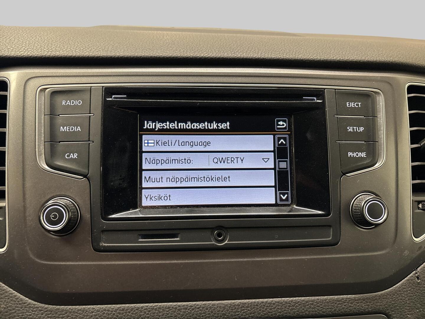 VOLKSWAGEN Golf Sportsvan 2016