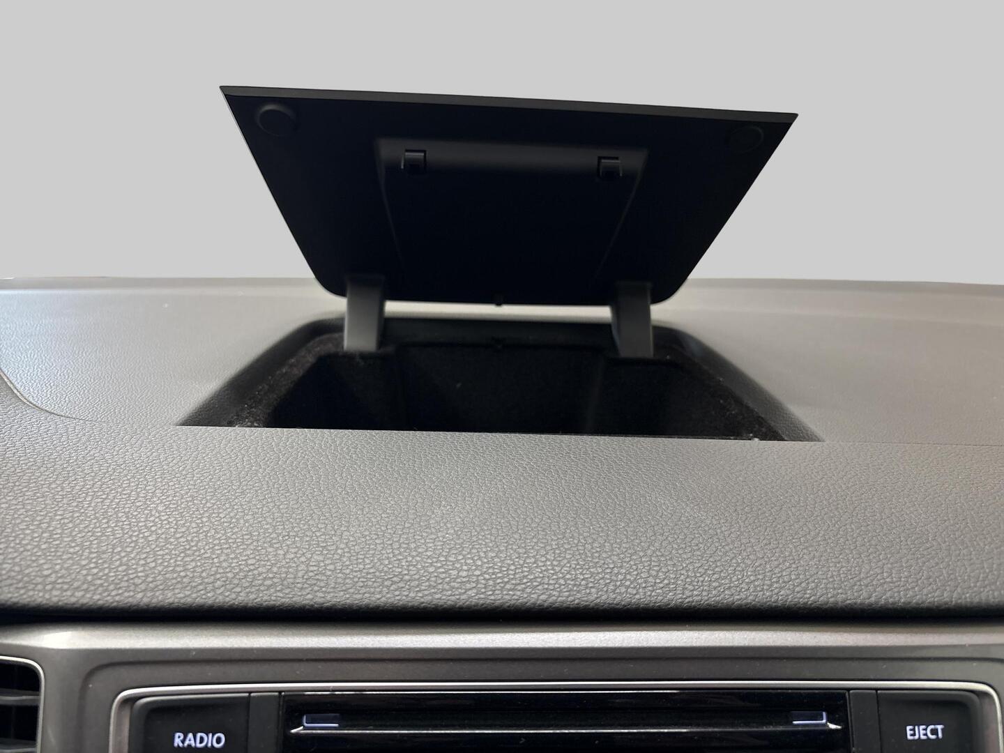 VOLKSWAGEN Golf Sportsvan 2016