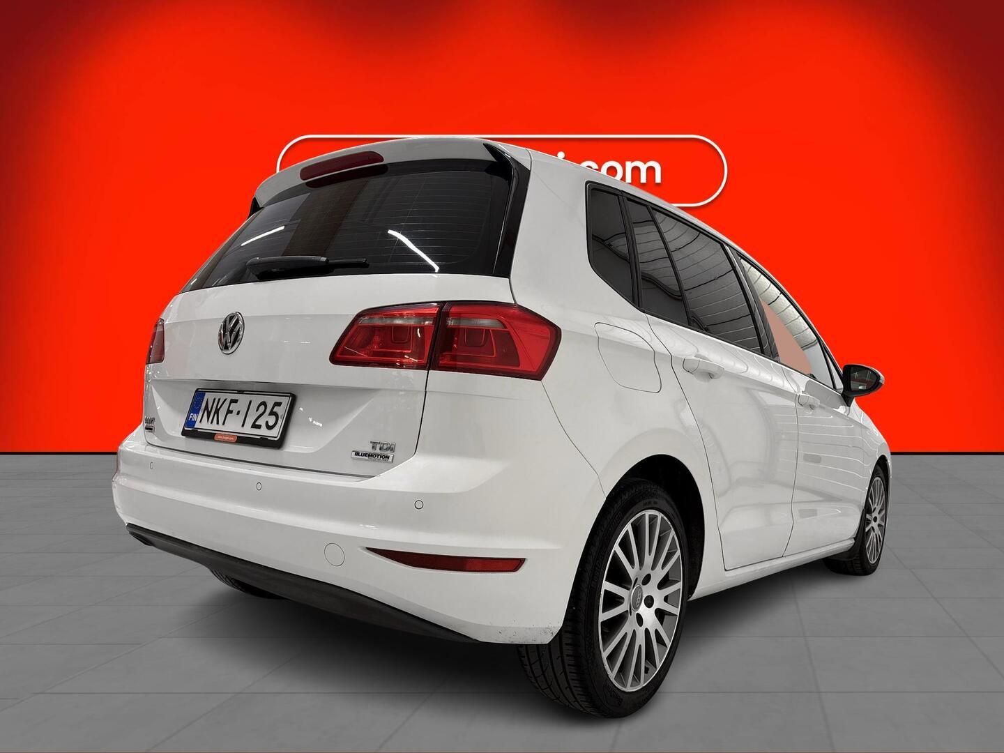 VOLKSWAGEN Golf Sportsvan 2016