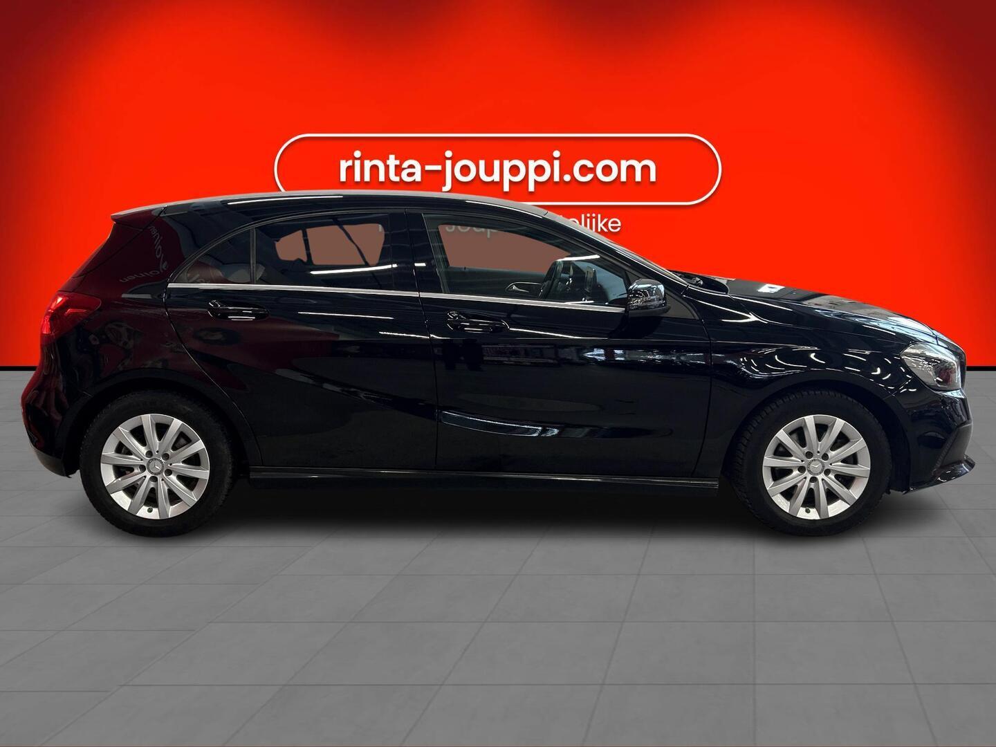MERCEDES-BENZ A 2016