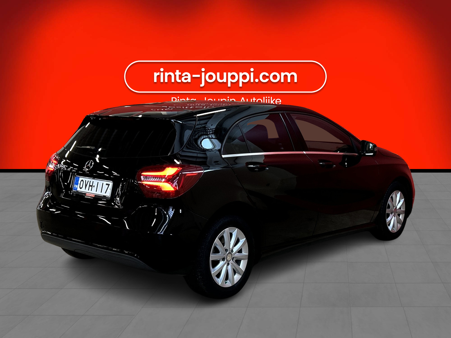 MERCEDES-BENZ A 2016