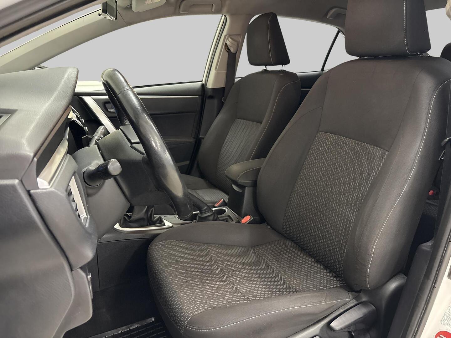 TOYOTA Corolla 2014