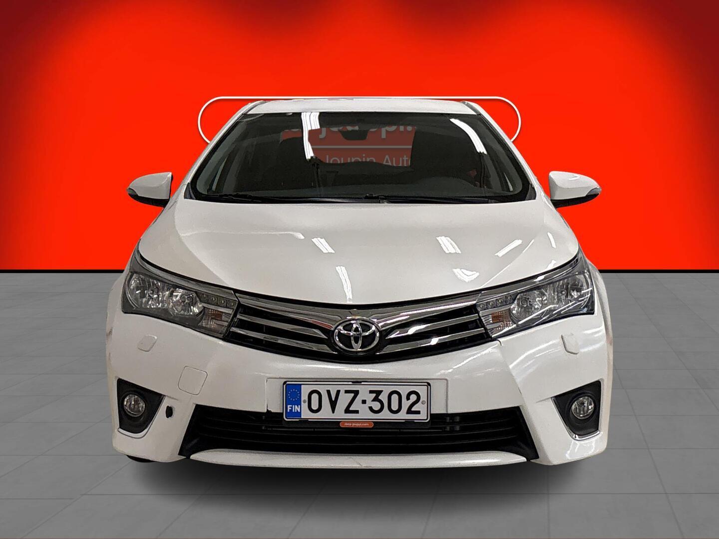TOYOTA Corolla 2014