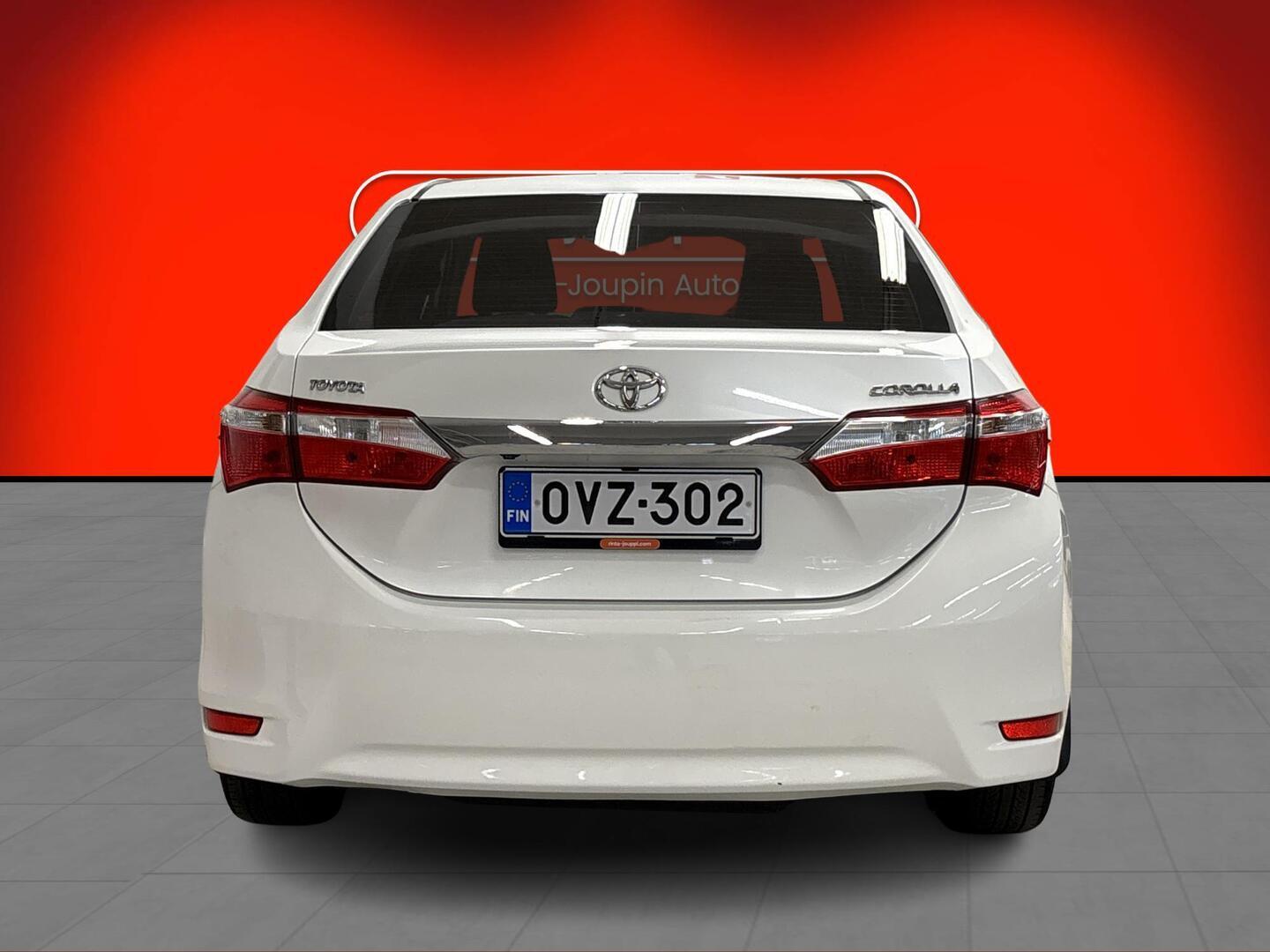 TOYOTA Corolla 2014
