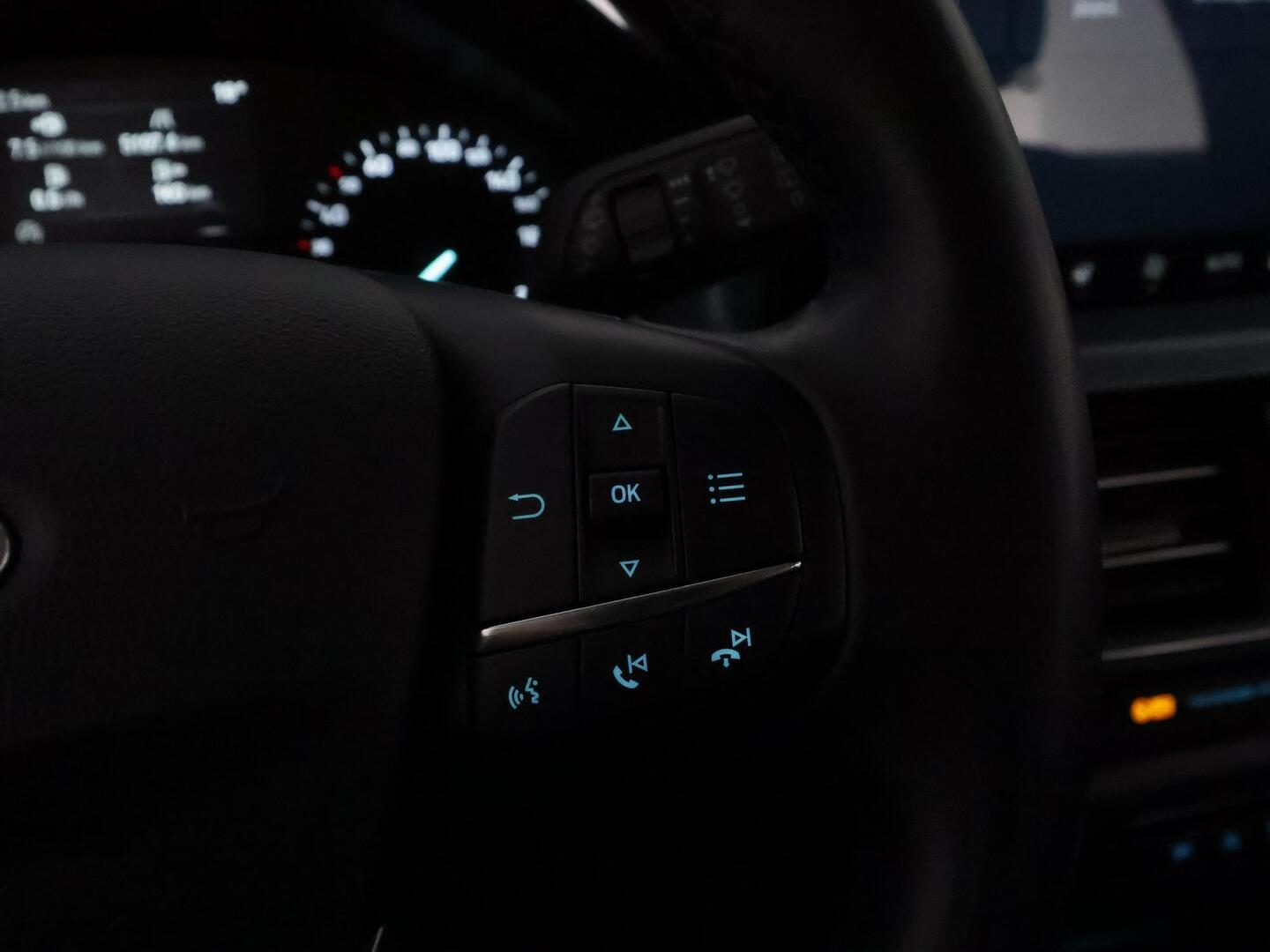 FORD FOCUS 2023