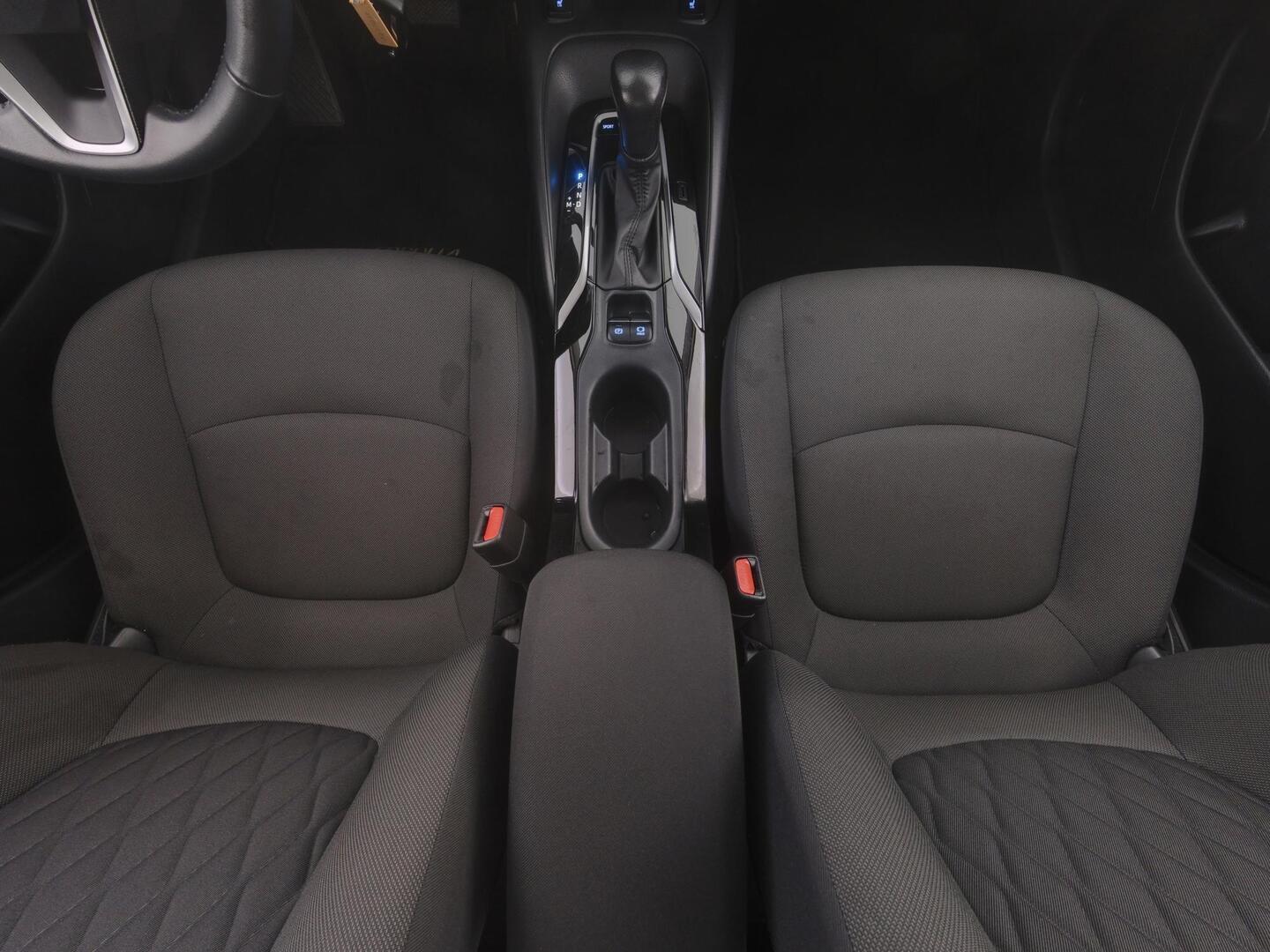 TOYOTA COROLLA 2023