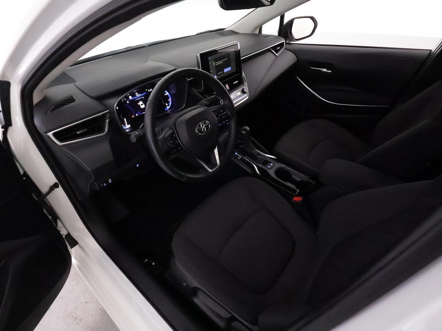 TOYOTA COROLLA 2023