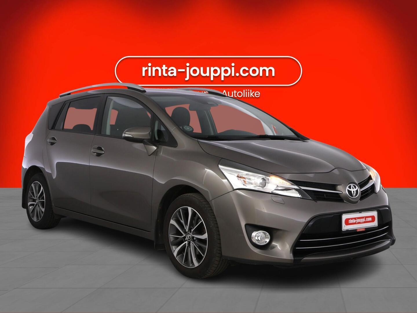 TOYOTA VERSO 2016