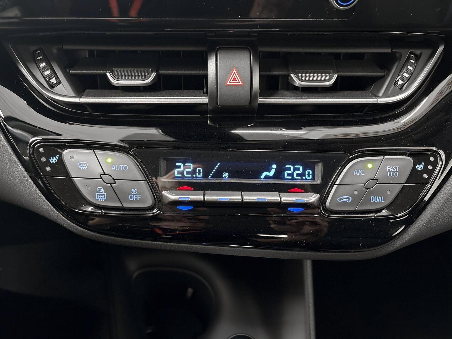TOYOTA C-HR 2023
