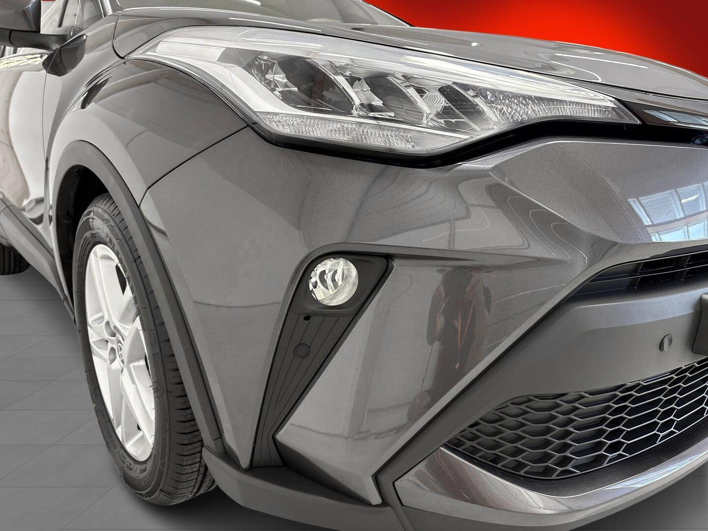 TOYOTA C-HR 2023