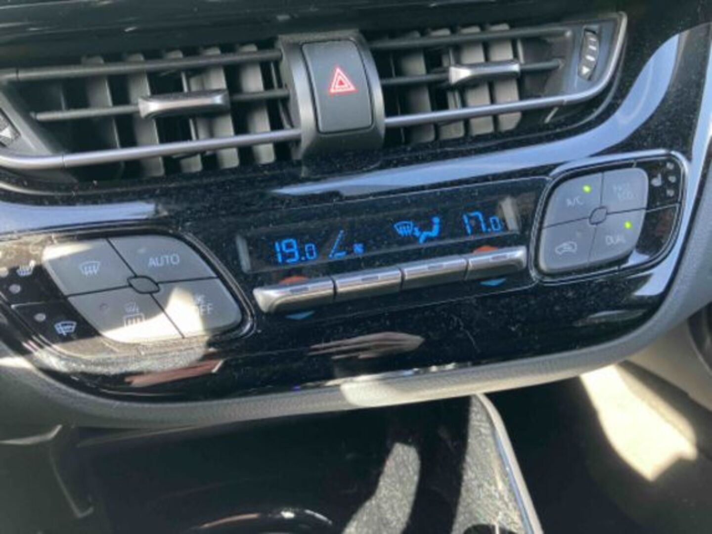 TOYOTA C-HR 2020