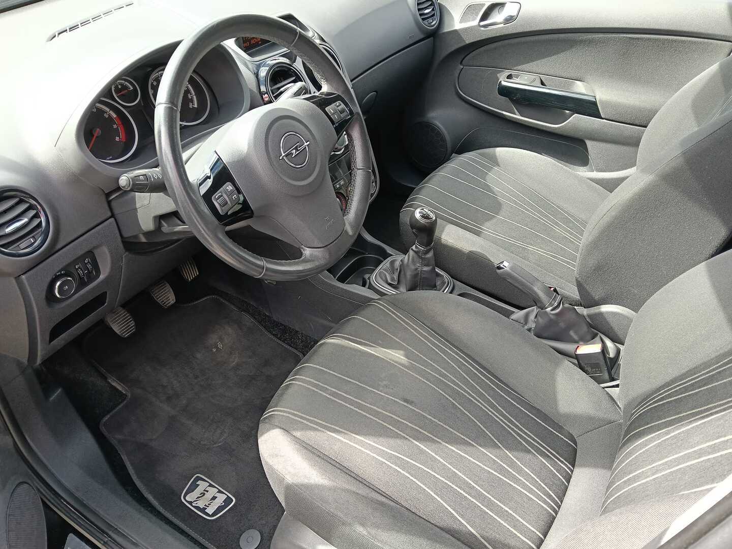 OPEL Corsa 2010
