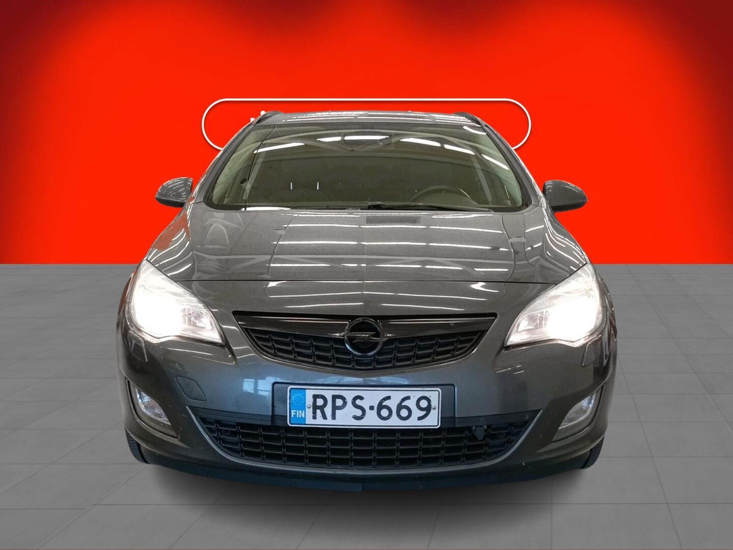 OPEL Astra 2013
