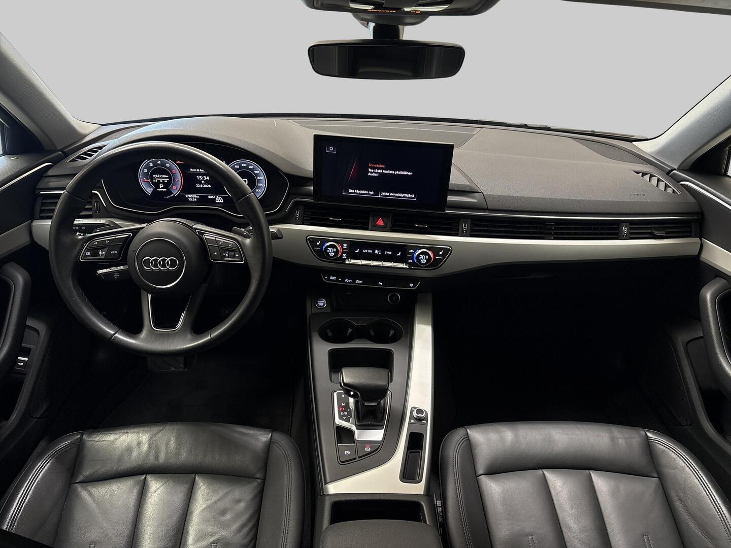 AUDI A4 2023
