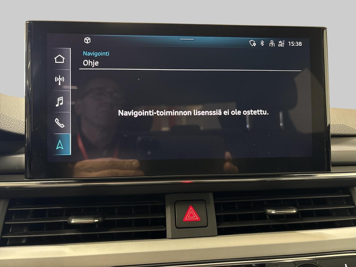 AUDI A4 2023
