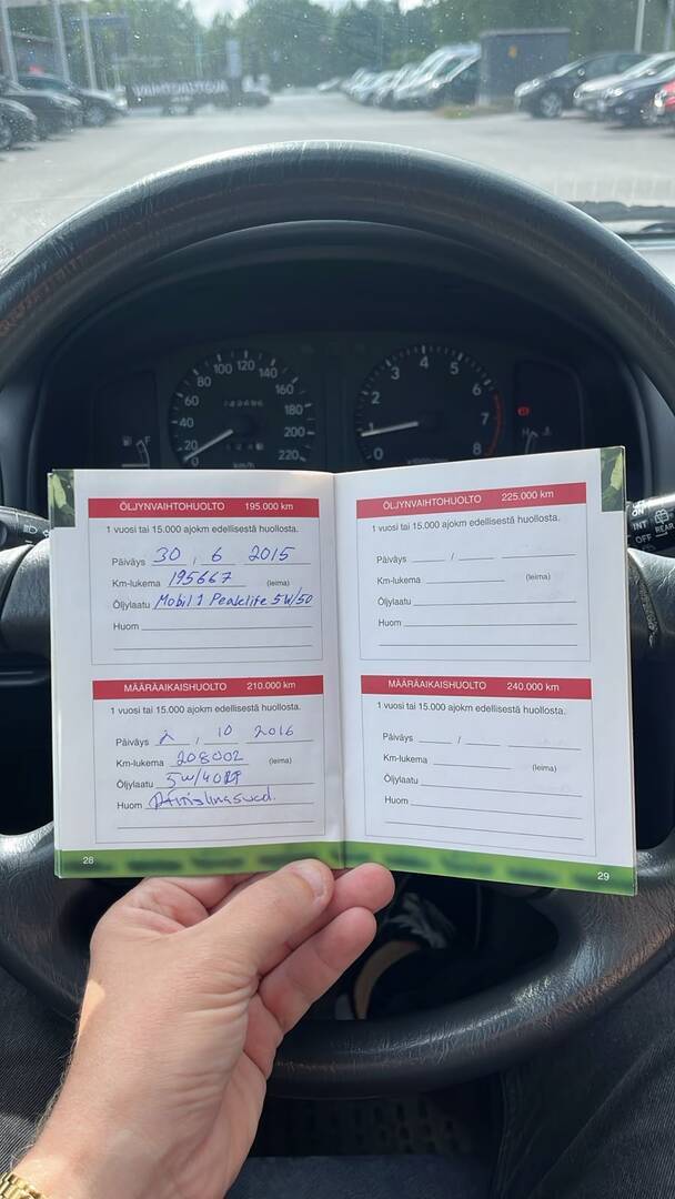 TOYOTA Corolla 2000