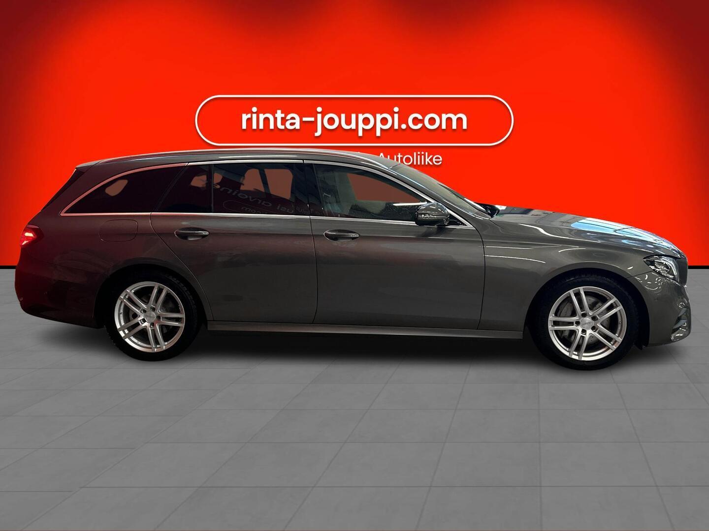 MERCEDES-BENZ E 2019