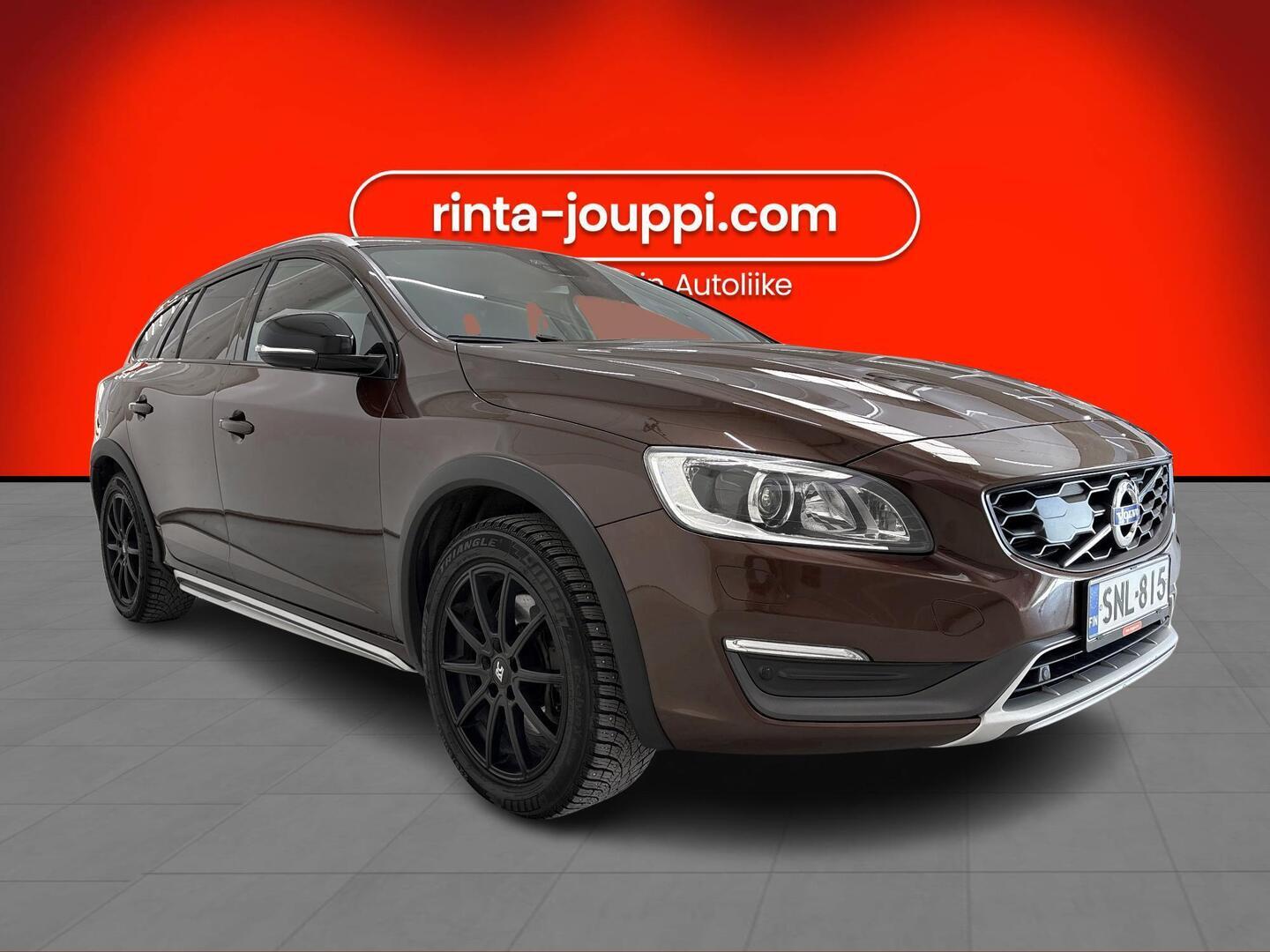 VOLVO V60 Cross Country 2016