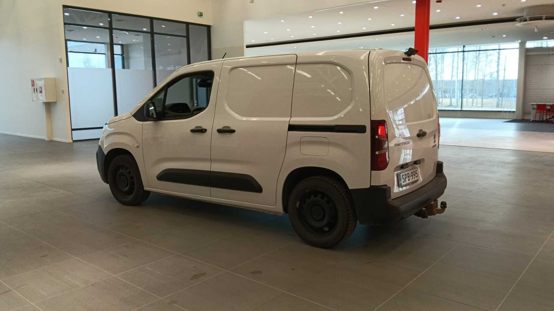 PEUGEOT Partner 2023