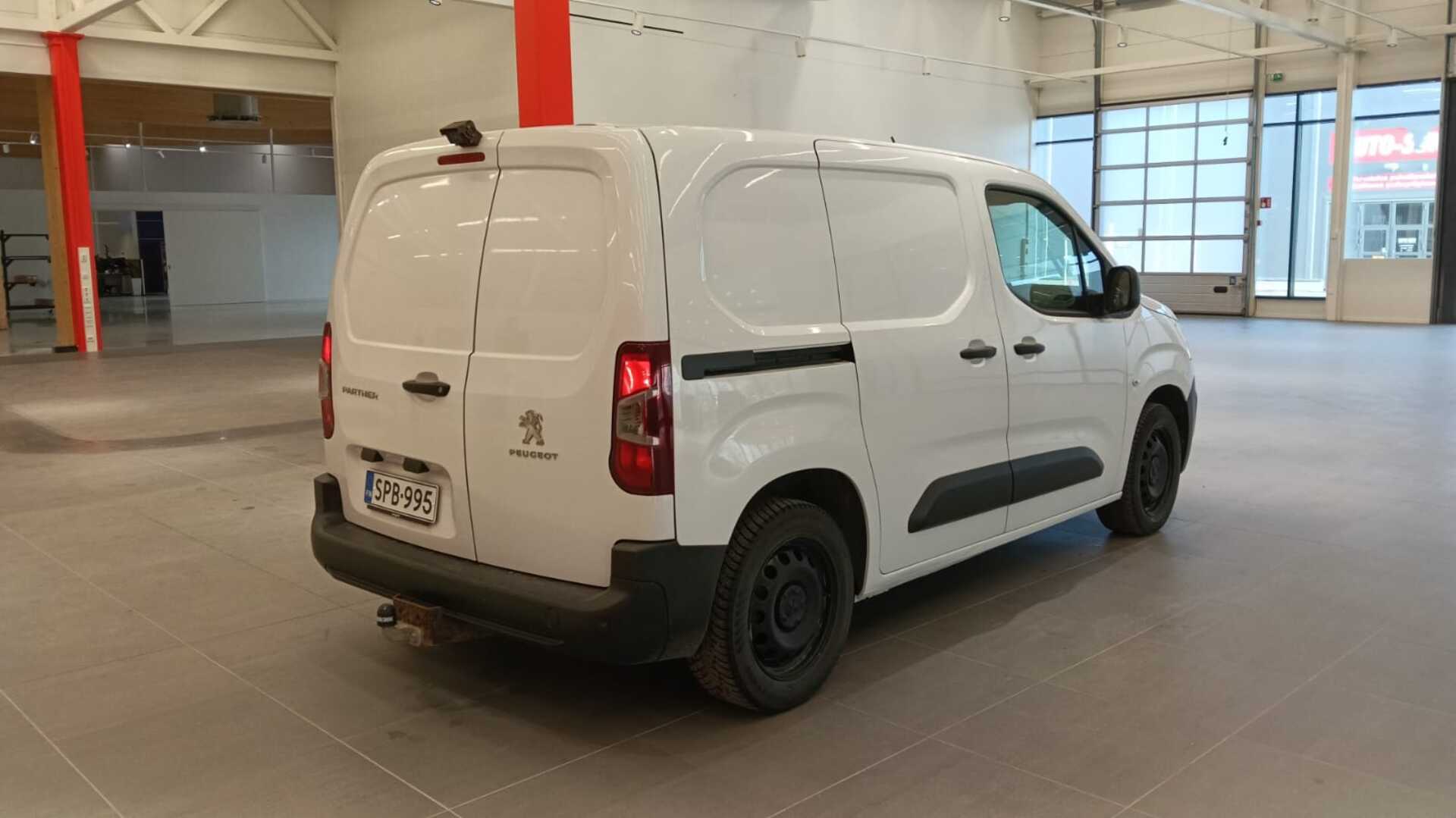 PEUGEOT Partner 2023