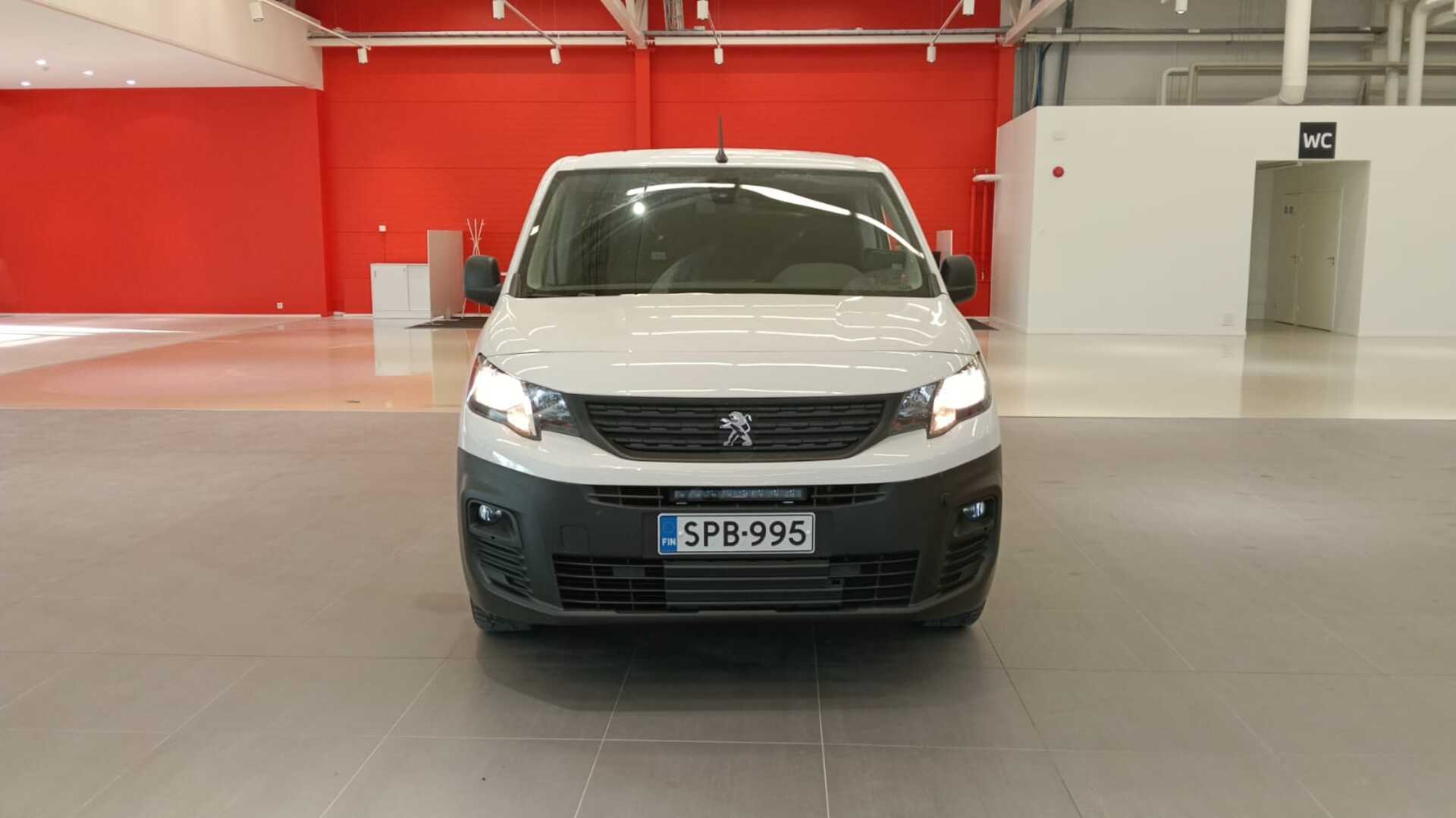 PEUGEOT Partner 2023