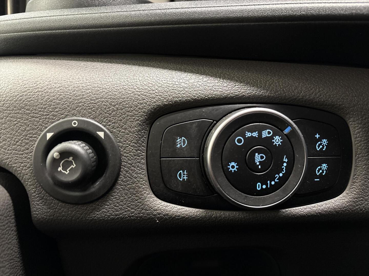 FORD Transit 2023