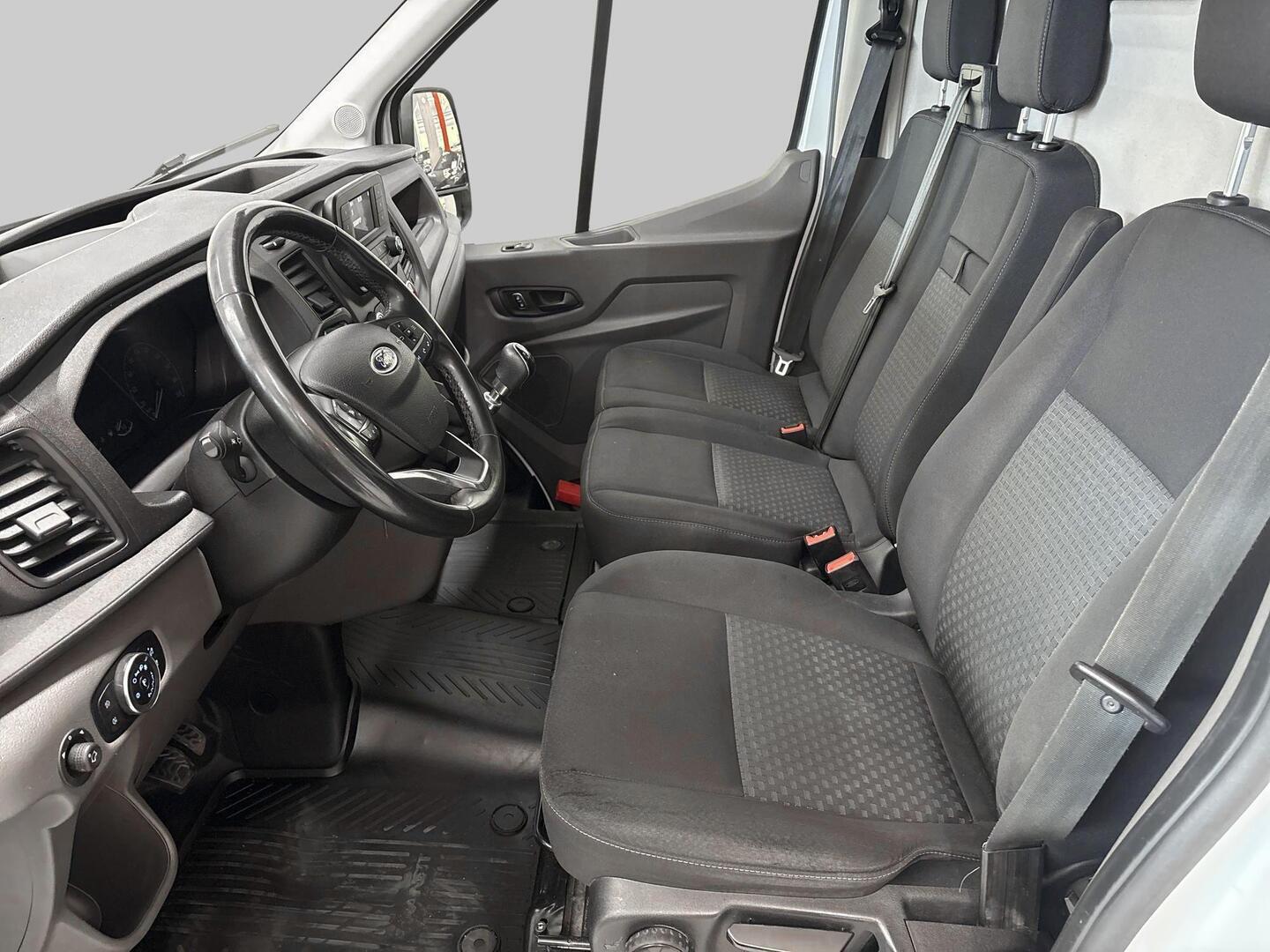 FORD Transit 2023