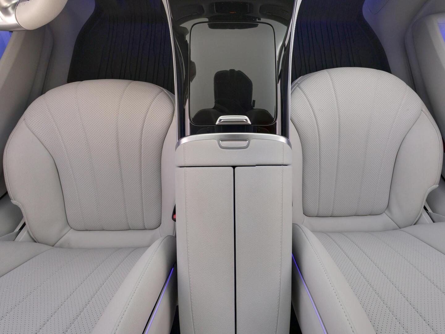 MERCEDES-BENZ EQE 2023