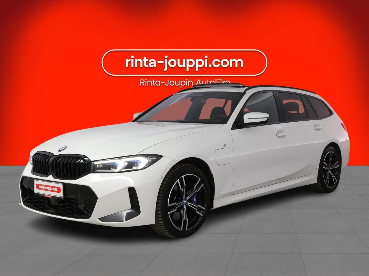 BMW 330 2024