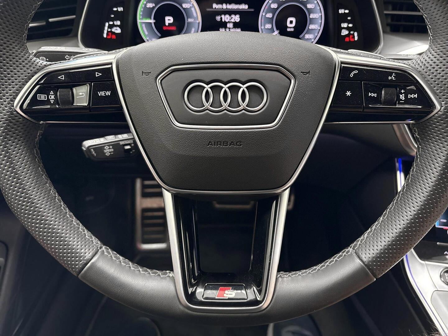 AUDI A6 2023