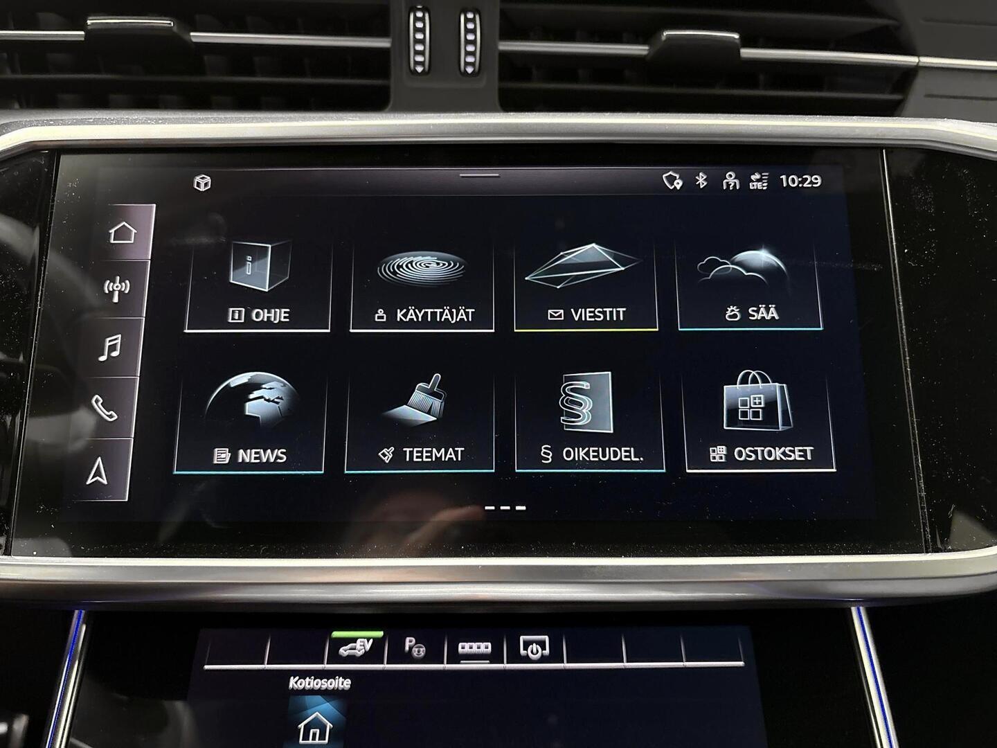 AUDI A6 2023