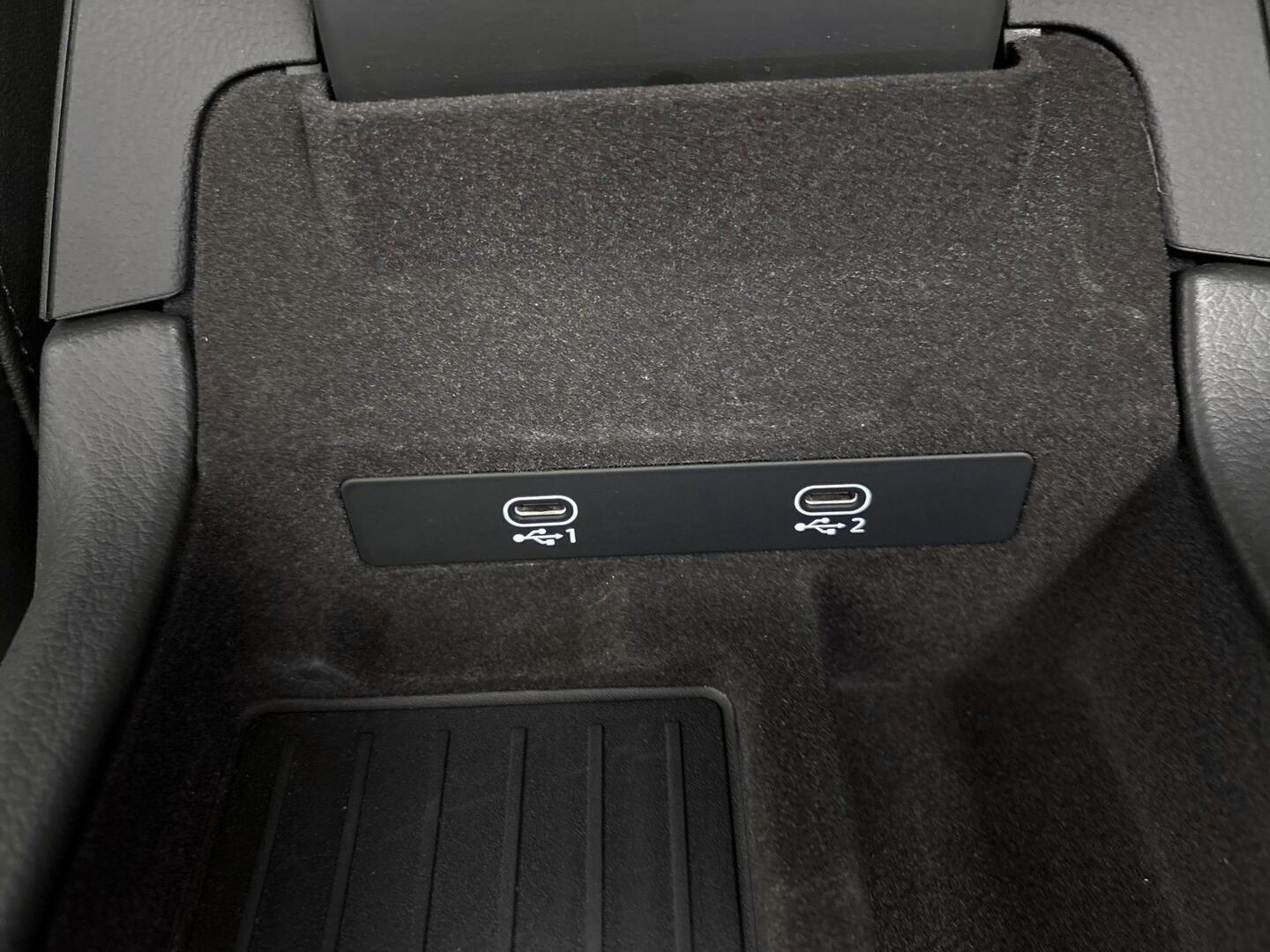 AUDI A6 2023