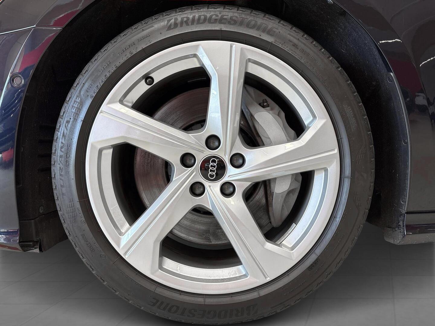 AUDI A6 2023