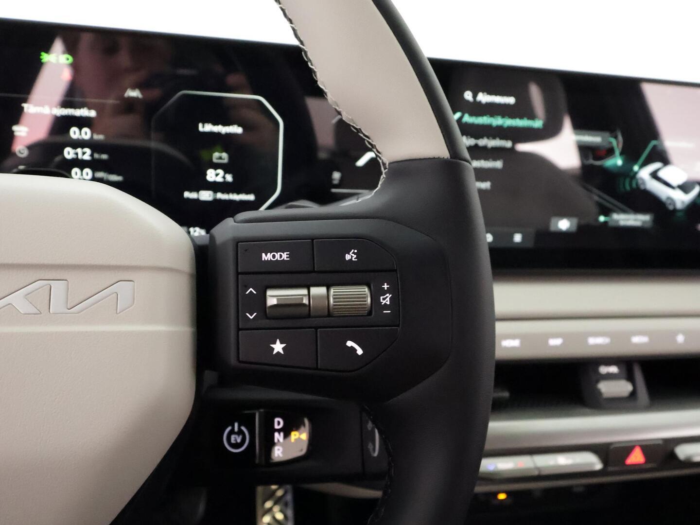 KIA EV4 2026