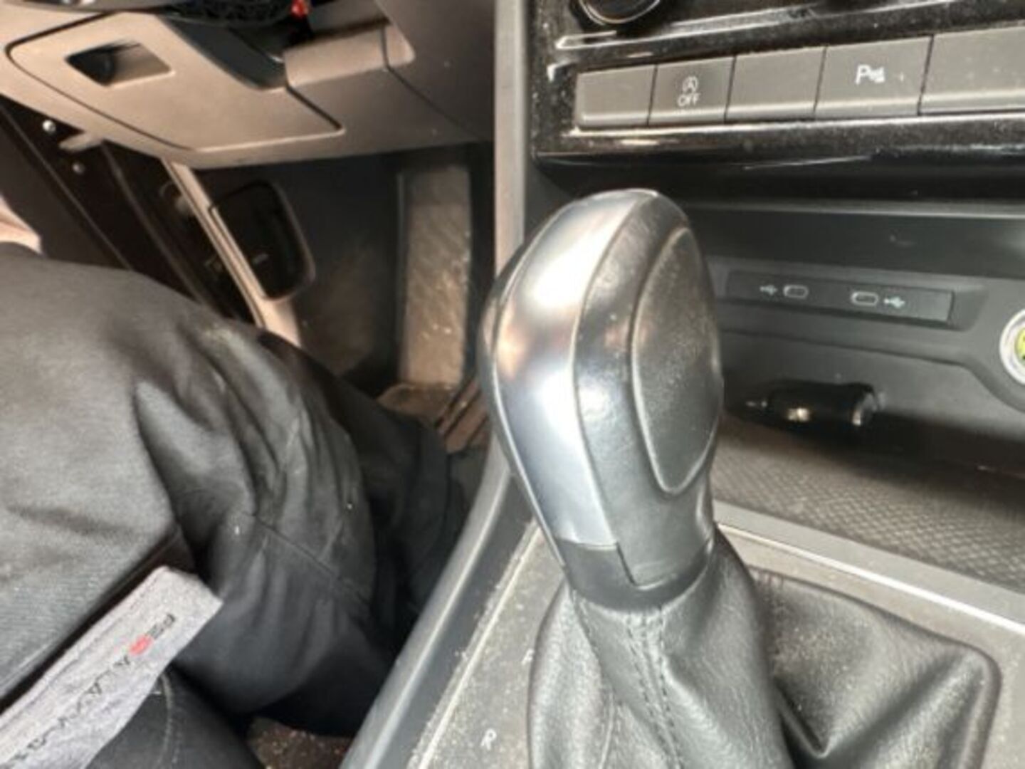 VOLKSWAGEN TOURAN 2021