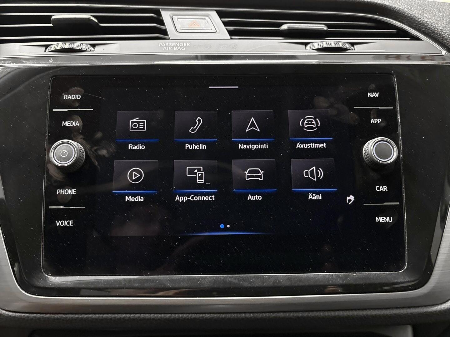 VOLKSWAGEN TOURAN 2021