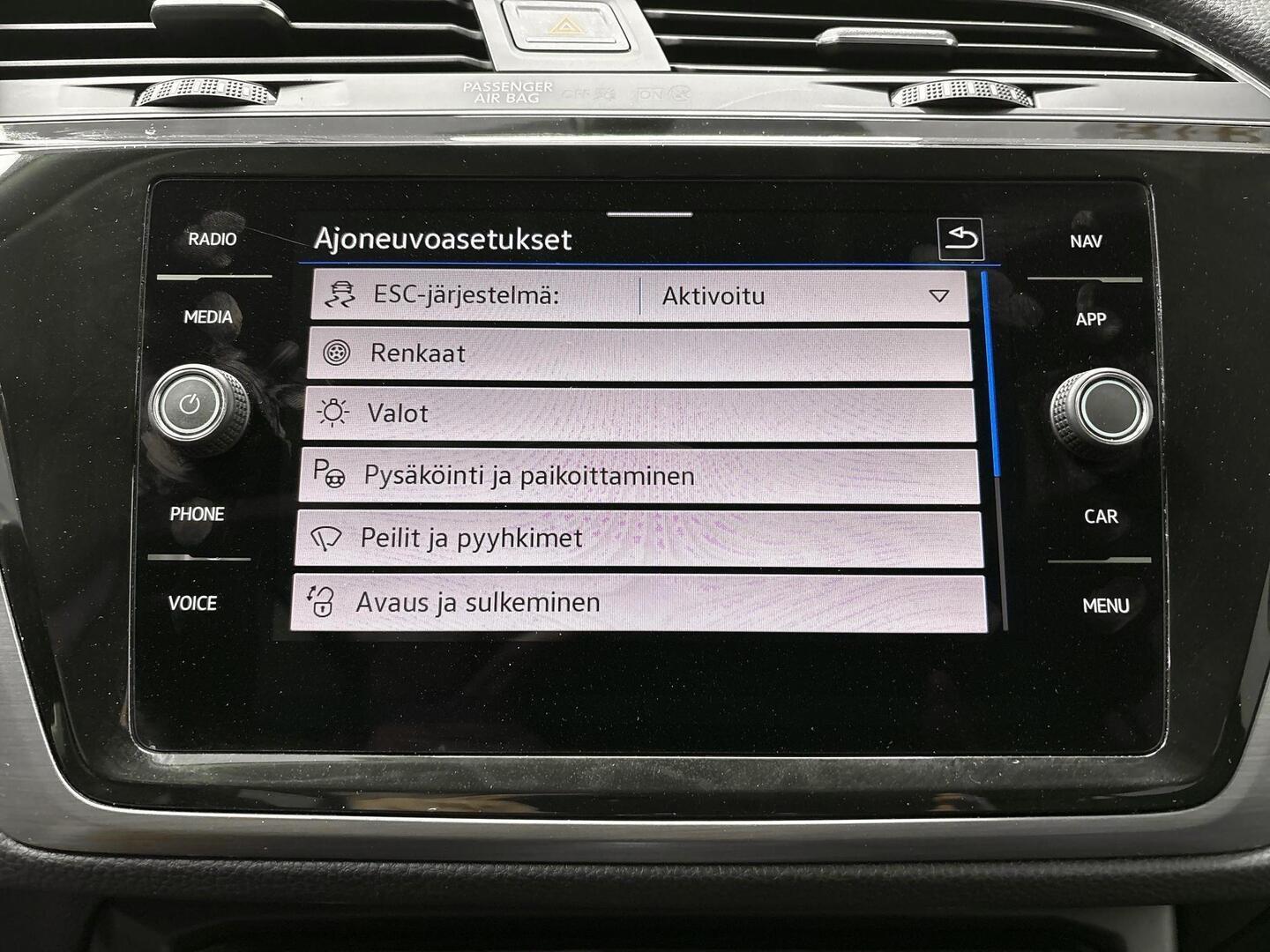 VOLKSWAGEN TOURAN 2021