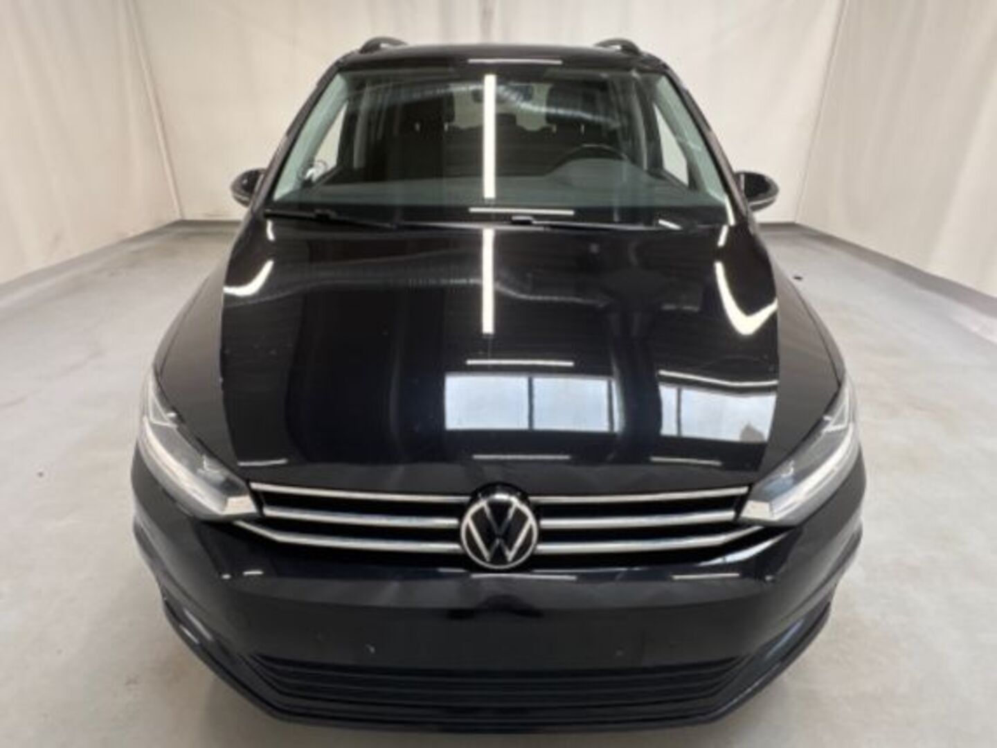 VOLKSWAGEN TOURAN 2021