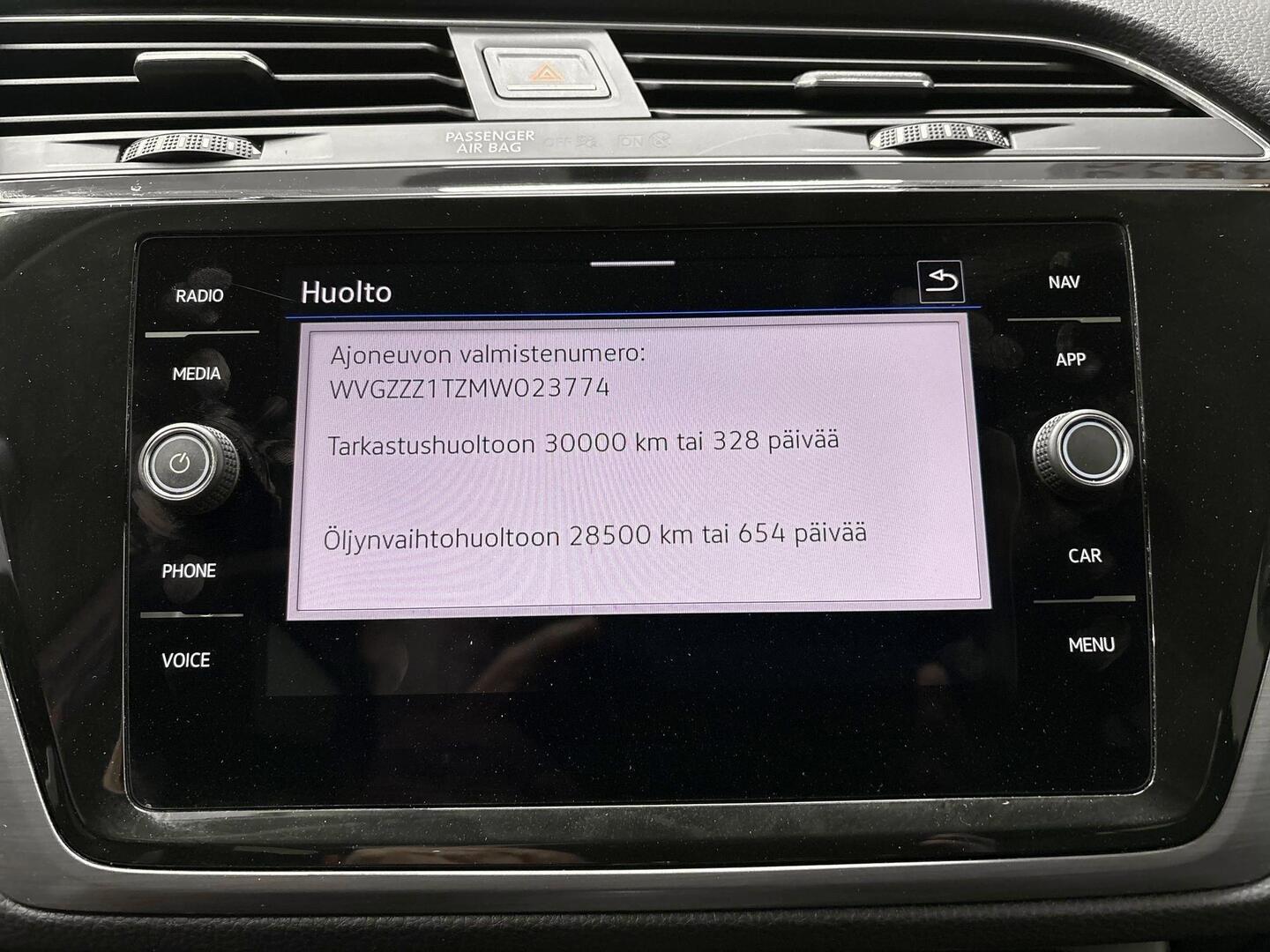 VOLKSWAGEN TOURAN 2021