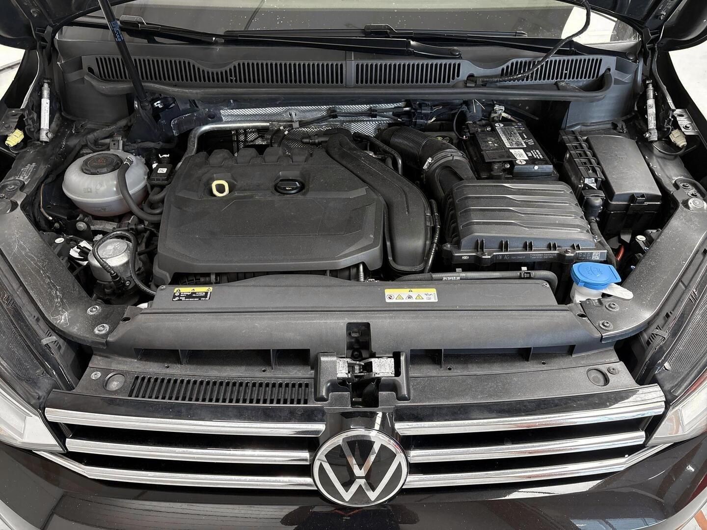 VOLKSWAGEN TOURAN 2021