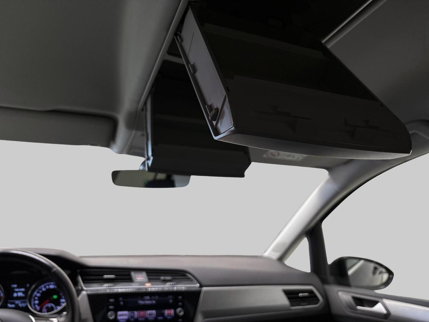VOLKSWAGEN TOURAN 2021