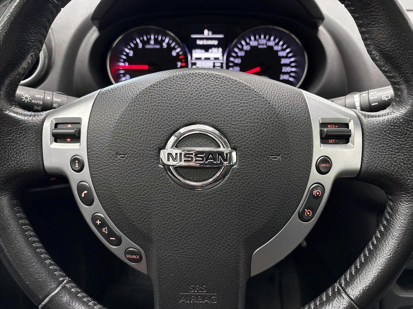 NISSAN Qashqai 2013