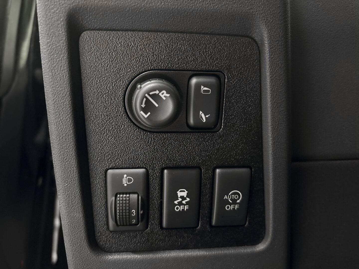 NISSAN Qashqai 2013