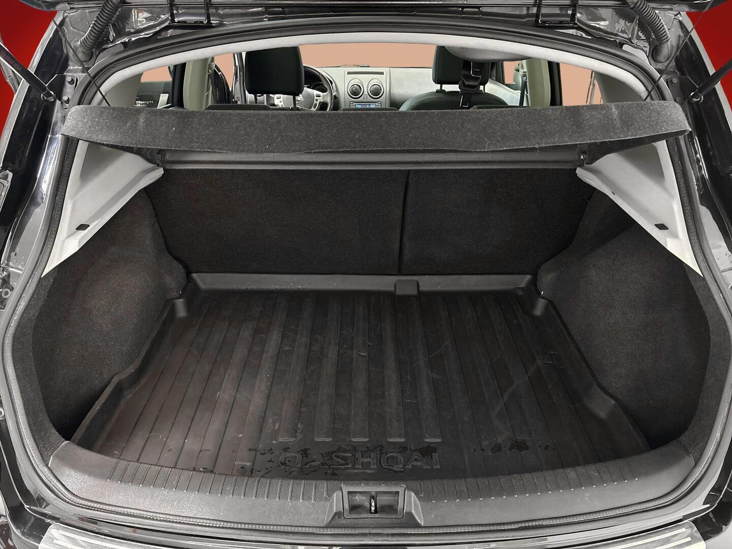 NISSAN Qashqai 2013