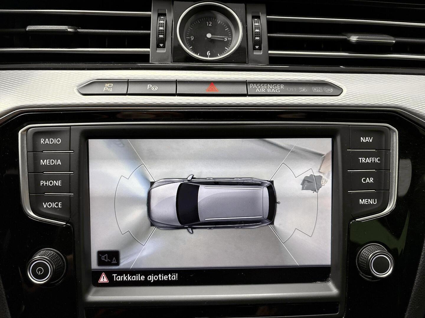 VOLKSWAGEN Passat 2016
