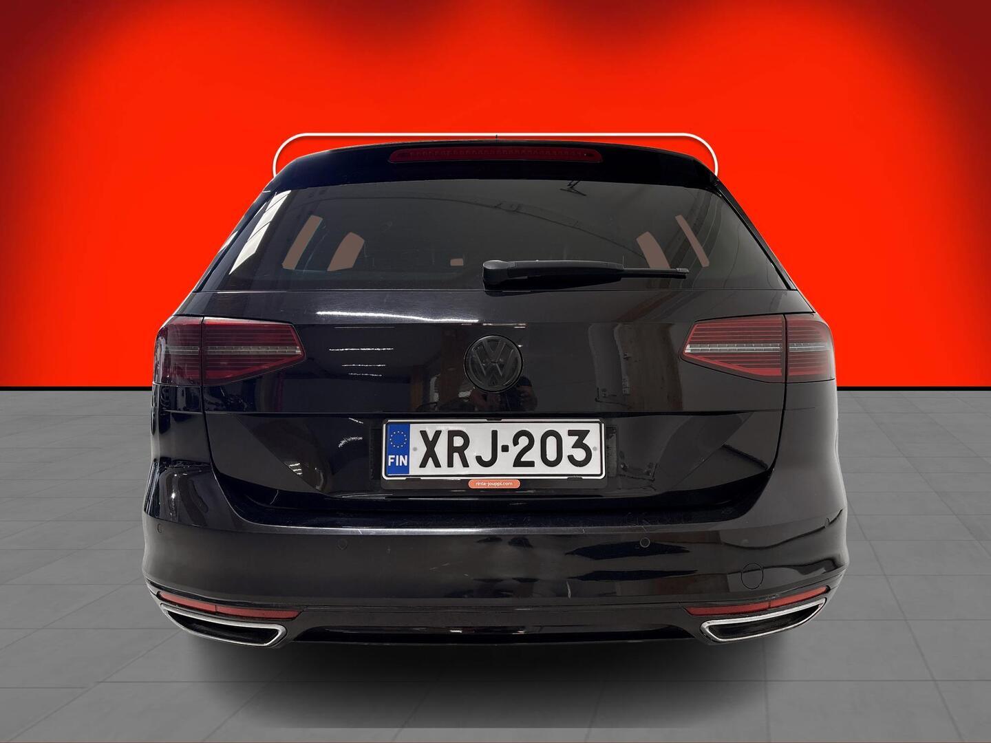 VOLKSWAGEN Passat 2016