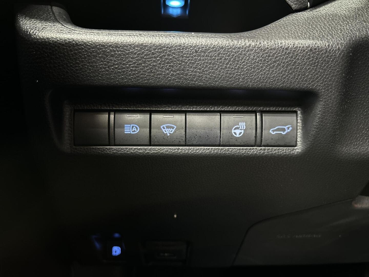 TOYOTA RAV4 Plug-in 2021