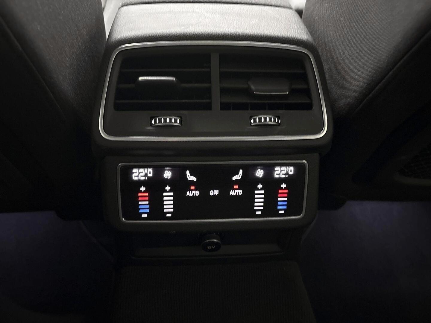 AUDI A6 2022