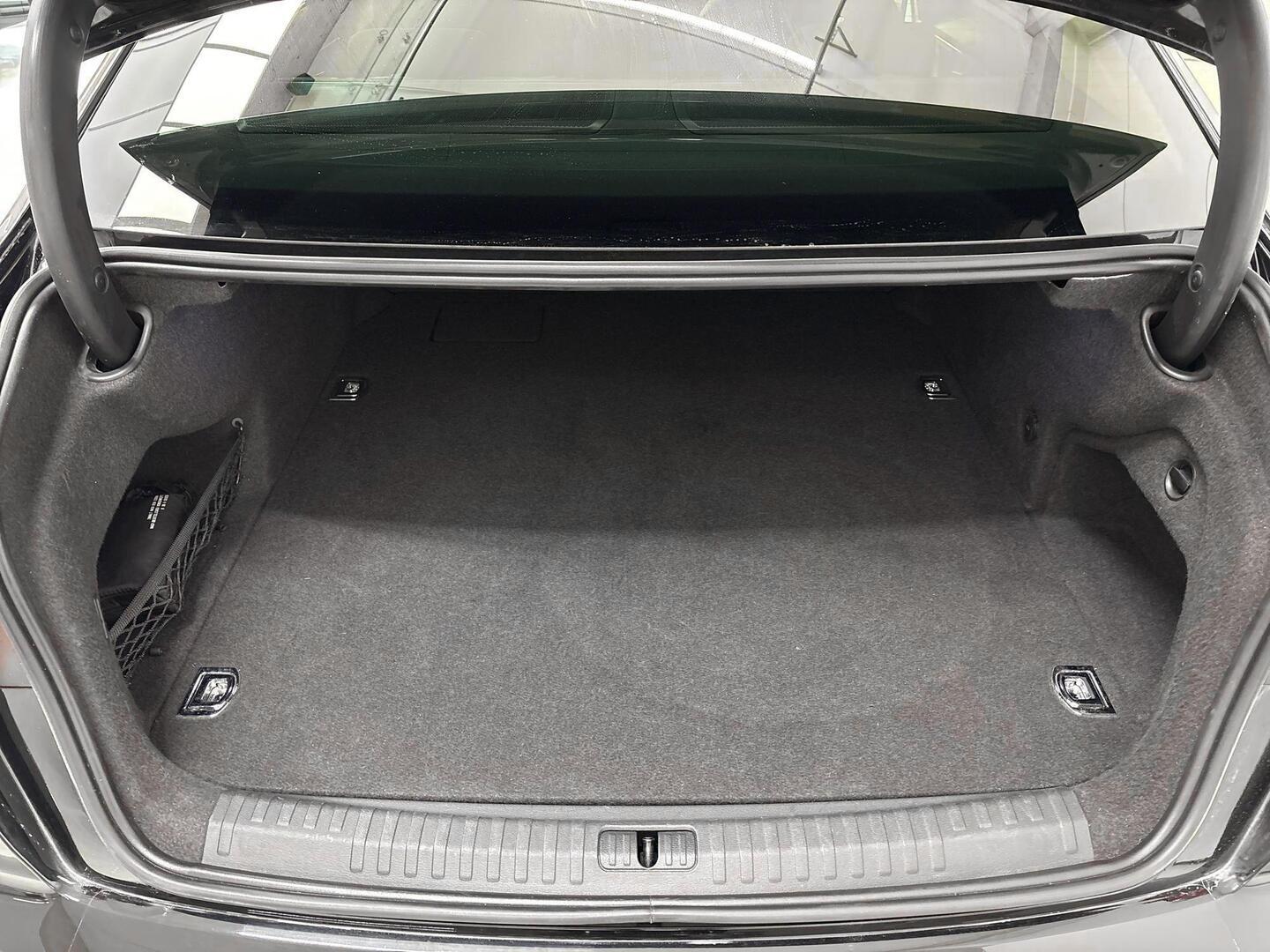 AUDI A6 2022