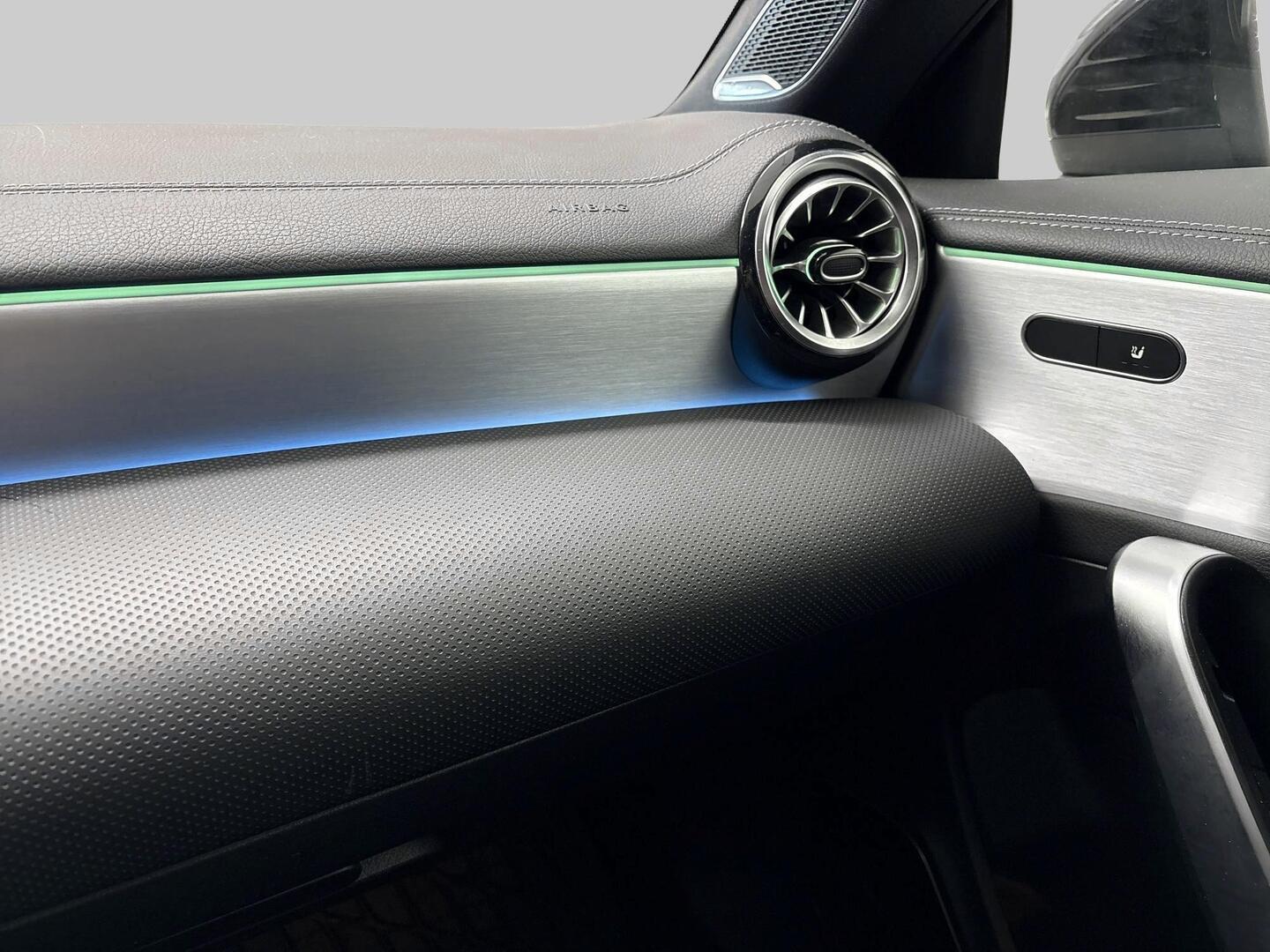 MERCEDES-BENZ CLA 2021